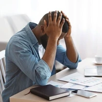 تاثیر فشار کار زیاد بر بخش‌های مرتبط با حل مسائل و حافظه در مغز