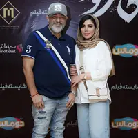 چهره ها/ قاب عاشقانه غفوریان و همسرش در یک مراسم