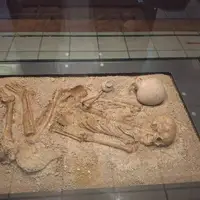  کشف اسکلت ۳ هزار ساله زن عصر آهن