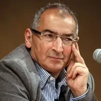 زیباکلام به دادگاه انقلاب احضار شد
