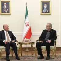 پزشکیان در دیدار با فواد حسین: برای رشد و پیشرفت ملت‌ ایران از کسی دستور یا اجازه نمی‌گیریم