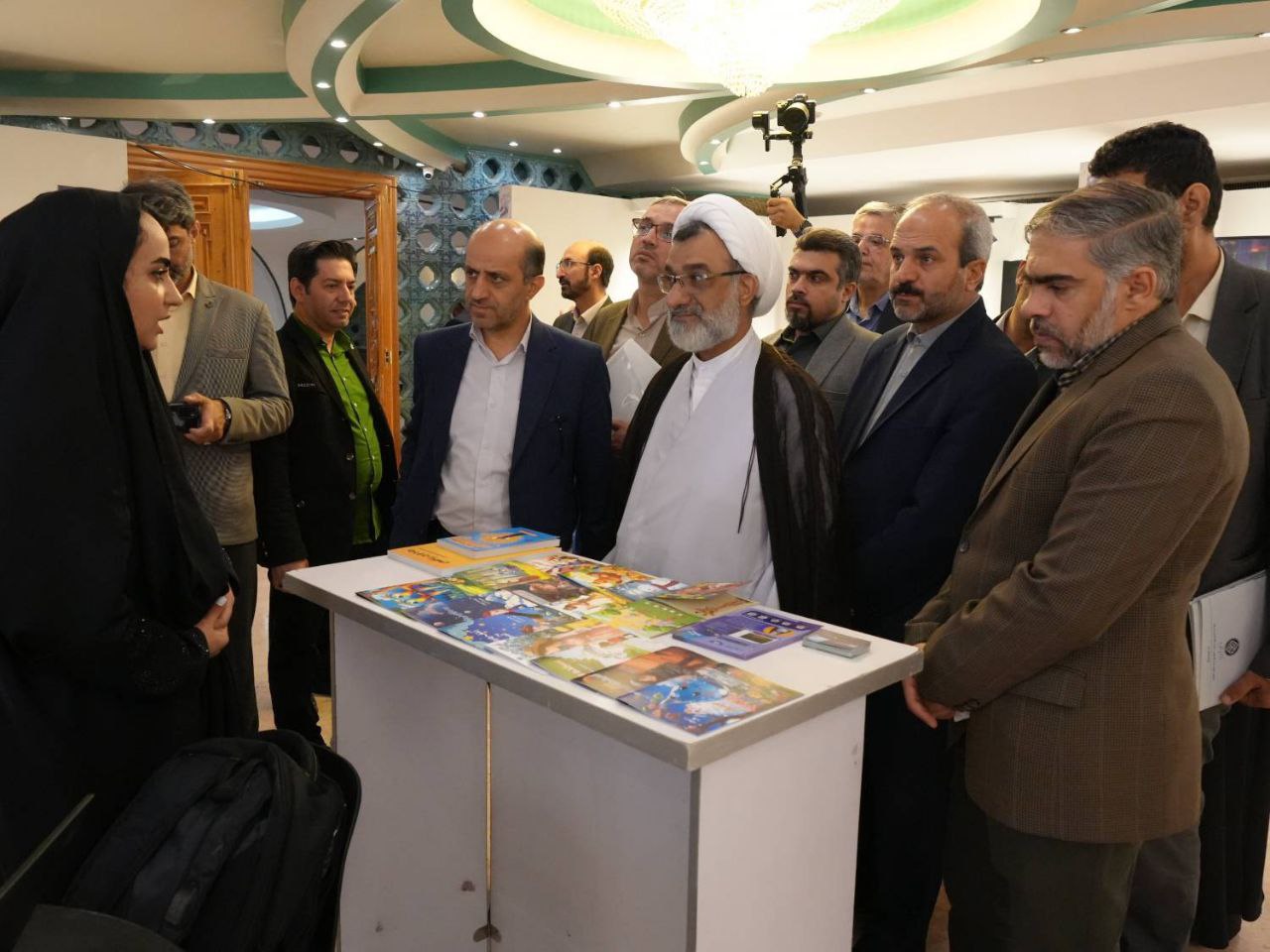 آئین افتتاح نمایشگاه توانمندی های دانش بنیان در حوزه هوش مصنوعی