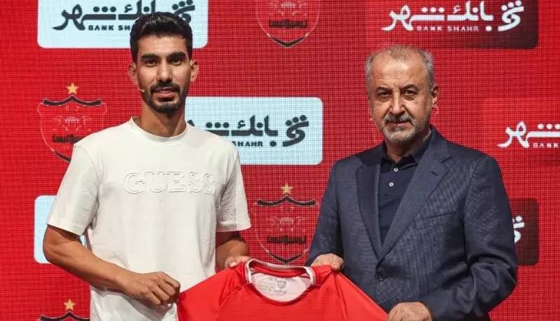 شکاری قبلا هم لباس پرسپولیس را پوشیده بود