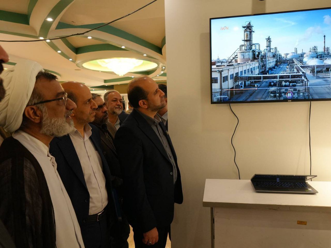 آئین افتتاح نمایشگاه توانمندی های دانش بنیان در حوزه هوش مصنوعی