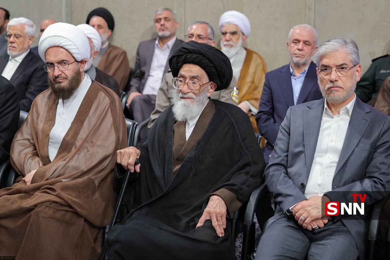 عکس/ حضور پدر شهید آل هاشم در مراسم بزرگداشت شهدای خدمت 