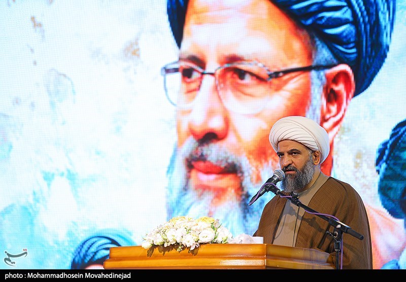 عکس/ مراسم بزرگداشت شهدای خدمت در امامزاده صالح(ع)