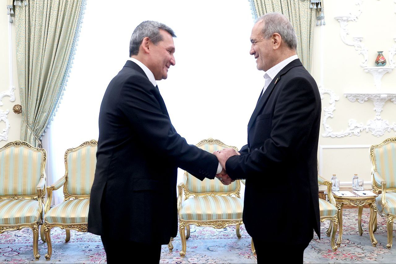 عکس/ دیدار وزیر خارجه ترکمنستان با رئیس جمهور 