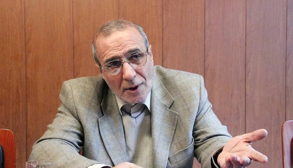دیپلمات پیشین: نباید میز مذاکره را به هم زد