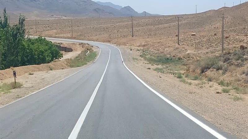 خطکشی ۳۱۰ کیلومتر راههای دامغان و مهدیشهر آغاز شد