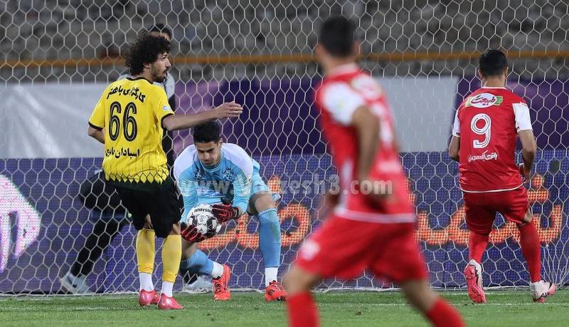 چهار گزینه برای حمله سپاهان به پرسپولیس!