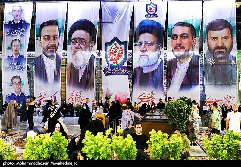 عکس/ مراسم بزرگداشت شهدای خدمت در امامزاده صالح(ع)