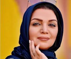 اثر معروفِ خیام روی لباس خانم بازیگرِ گردن زنی خودنمایی کرد