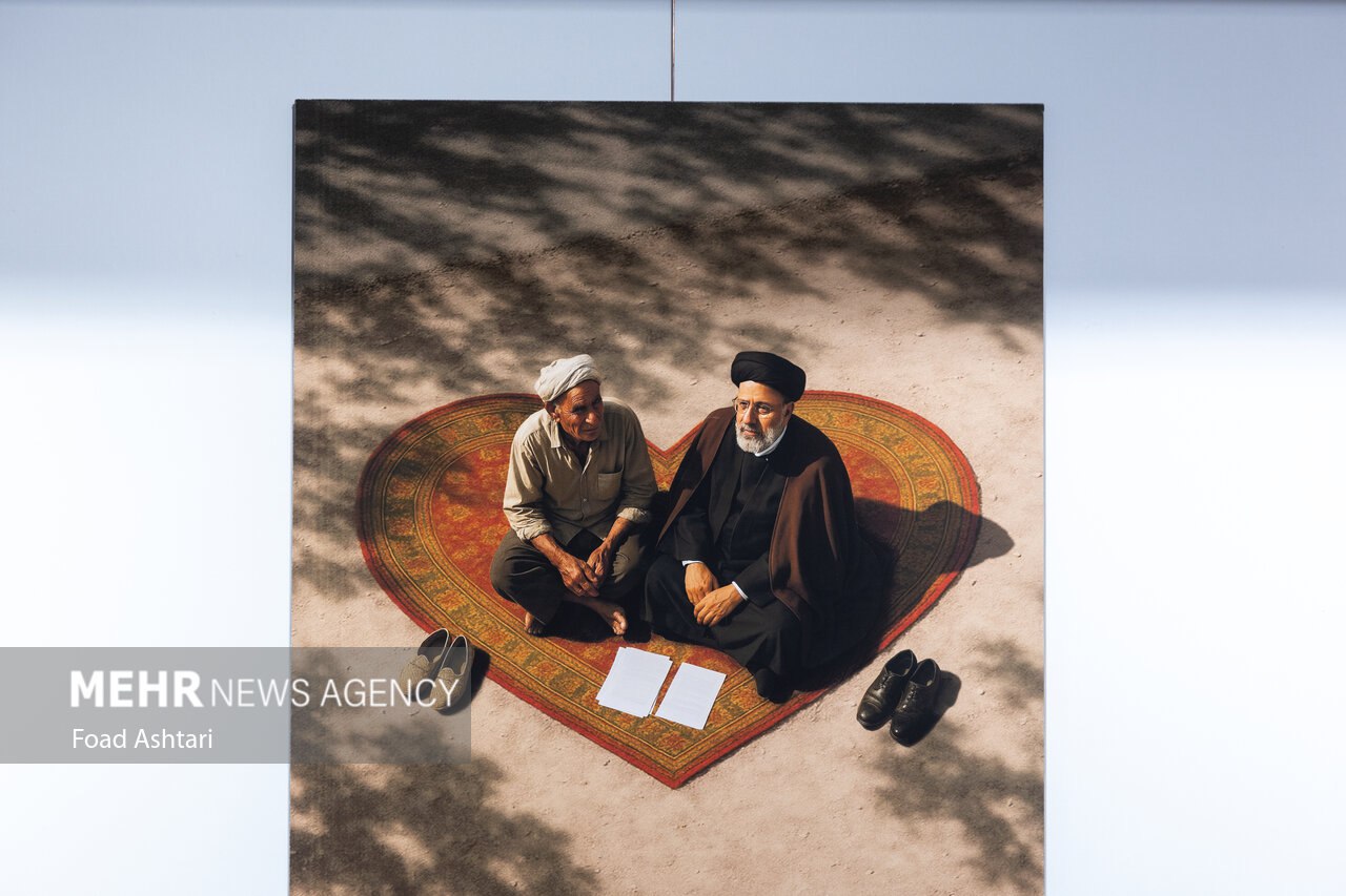 عکس/ افتتاح نمایشگاه «خادمان ملت» در حوزه هنری