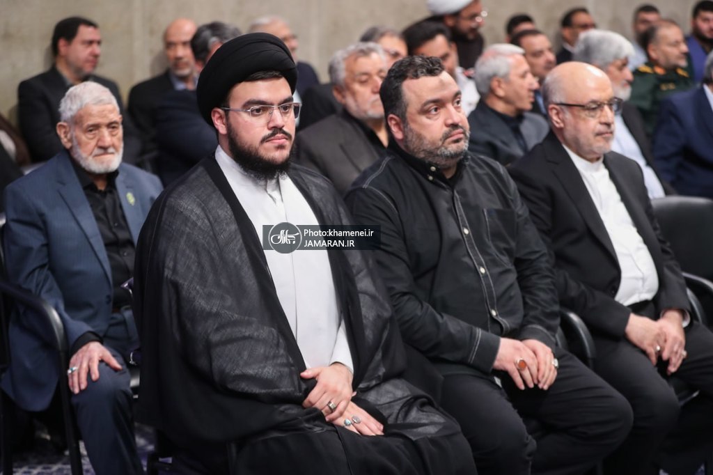 عکس/ حضور فرزندان شهید سید حسن نصرالله، در مراسم بزرگداشت شهدای خدمت 