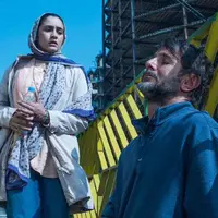 این راه در کنار «دختری با کفش‌ها کتانی» باز شد
