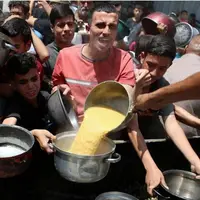 یک مرکز توزیع غذا در اردوگاه جبالیا در شمال نوار غزه