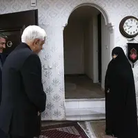 عارف با خانواده‌های شهیدان رئیسی و مالک رحمتی دیدار کرد