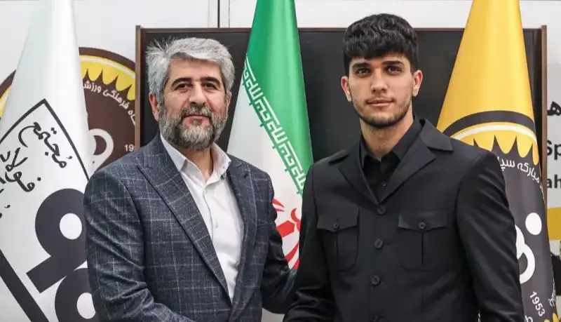 دفاع ملی‌پوش، دومین تمدیدی سپاهان
