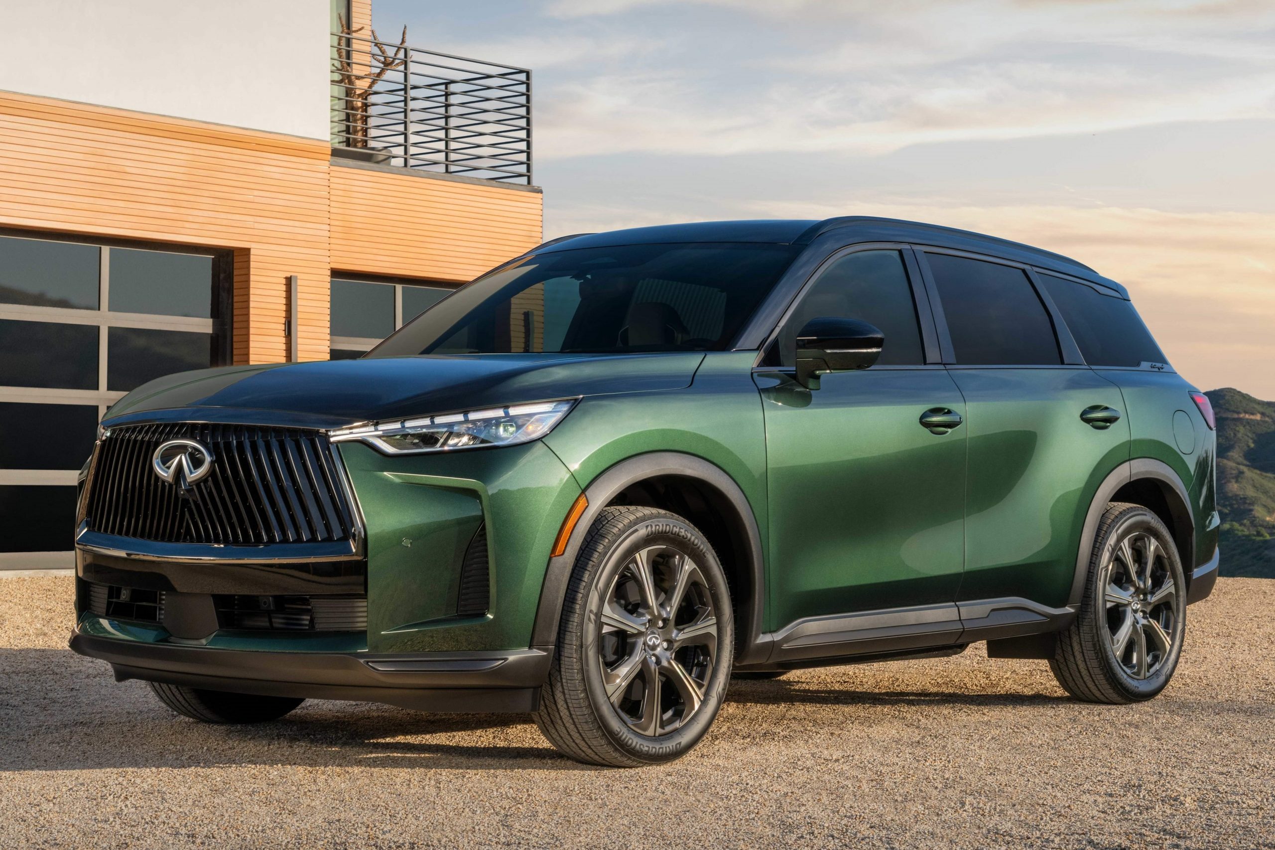 معرفی اینفینیتی QX60 مدل 2026 با بهبودهای فنی و ظاهری