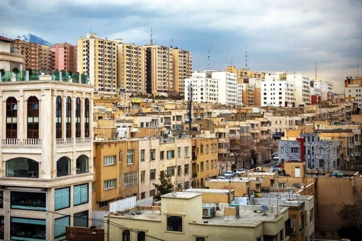 سخنگوی کمیسیون عمران مجلس: فردی را داریم که 331 واحد ملک به نام خود دارد!