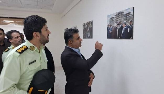 نمایشگاه عکس «شهید خدمت» در زاهدان گشایش یافت