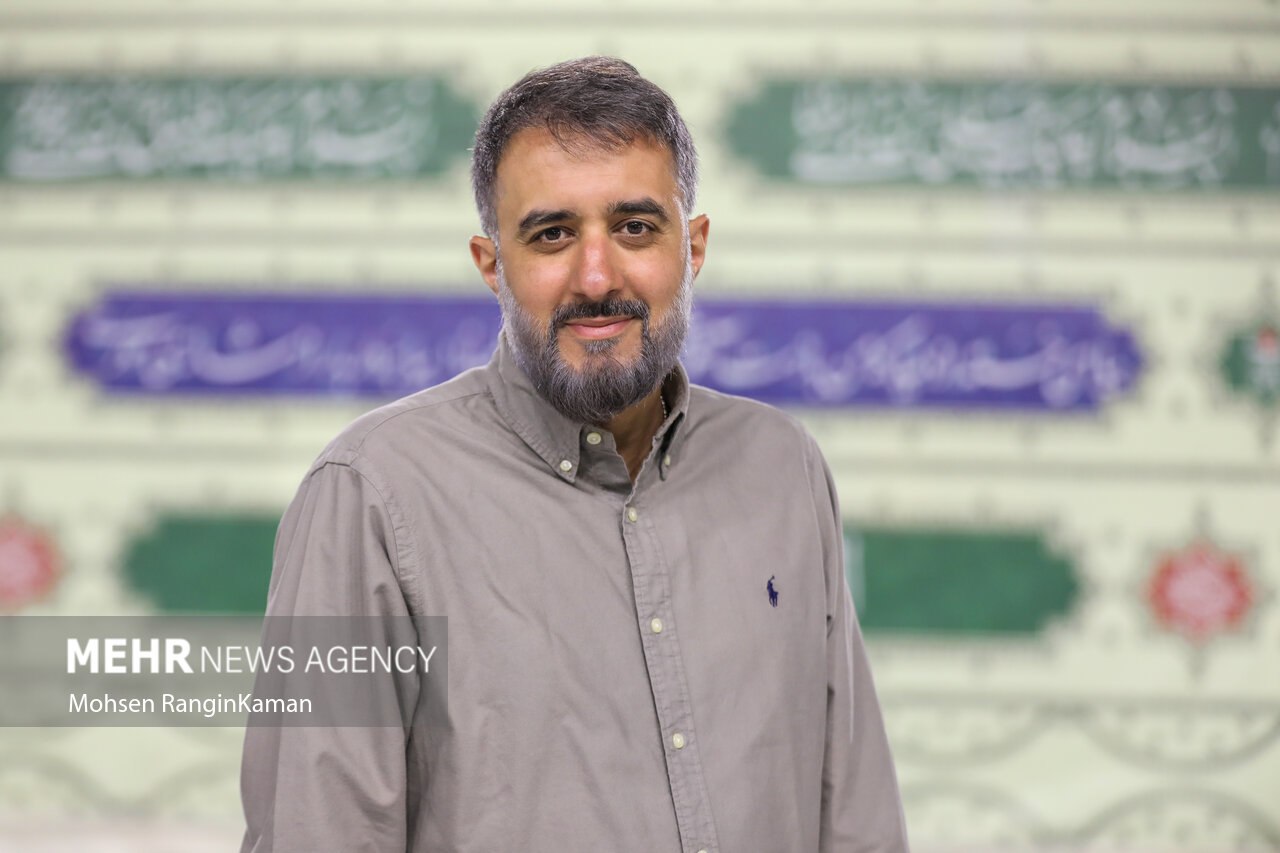  آیین غبارروبی ضریح مطهر آستان مقدس امامزاده صالح (ع)
