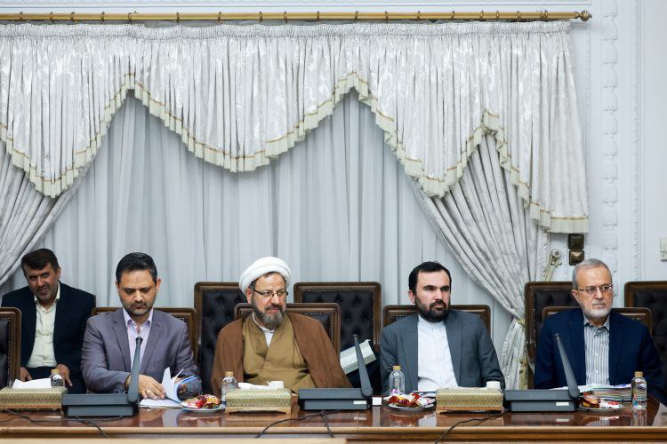 عکس/جلسه شورای عالی انقلاب فرهنگی 