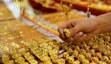 طلای جهانی دوباره سقوط کرد