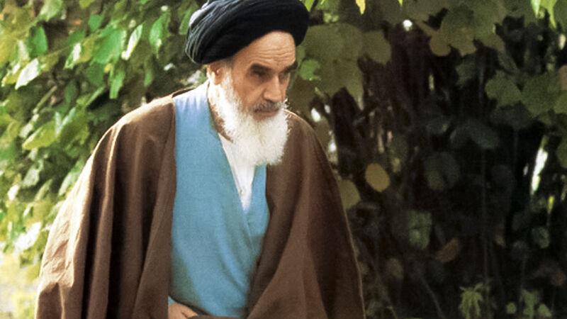 استاندار بوشهر: امام خمینی (ره) با تکیه بر مردم، موجی جهانی از بیداری اسلامی ایجاد کرد