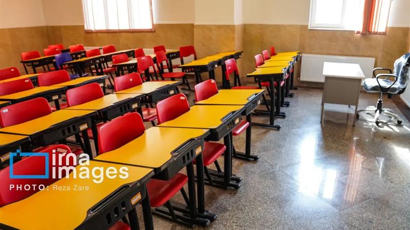دریافت وجه برای تحویل کارنامه دانشآموزان تخلف است