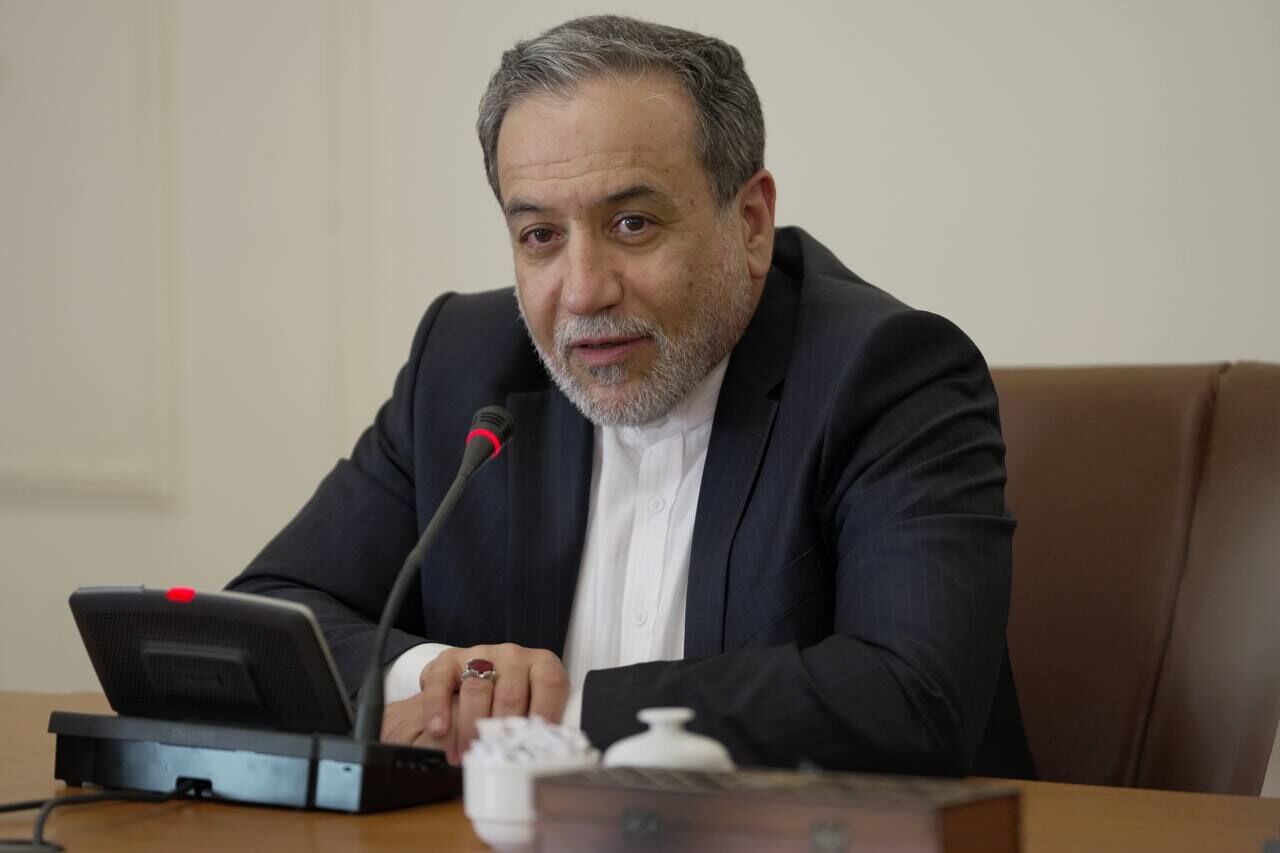 عراقچی: غنی‌سازی در ایران یک بحث بنیادین است؛ هشدار درباره حرکت اروپا به سمت فعال‌سازی مکانیسم ماشه 