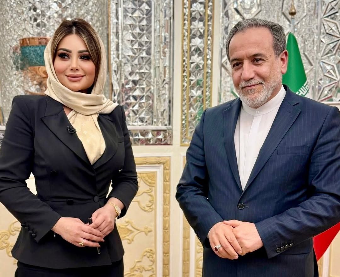 مجری معروف جهان عرب با عراقچی مصاحبه کرد