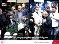 احوال‌پرسی رئیس جمهور از خانواده شهدای خدمت در صحن مجلس