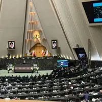 تعطیلی پنج‌شنبه‌ها و کاهش ساعت کاری مجددا در مجلس‌ تصویب شد 