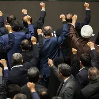 طنین شعار مرگ‌بر آمریکا در مجلس 