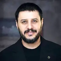 جواد عزتی؛ از تئاتر خیابانی تا محبوبیت در قلب مردم