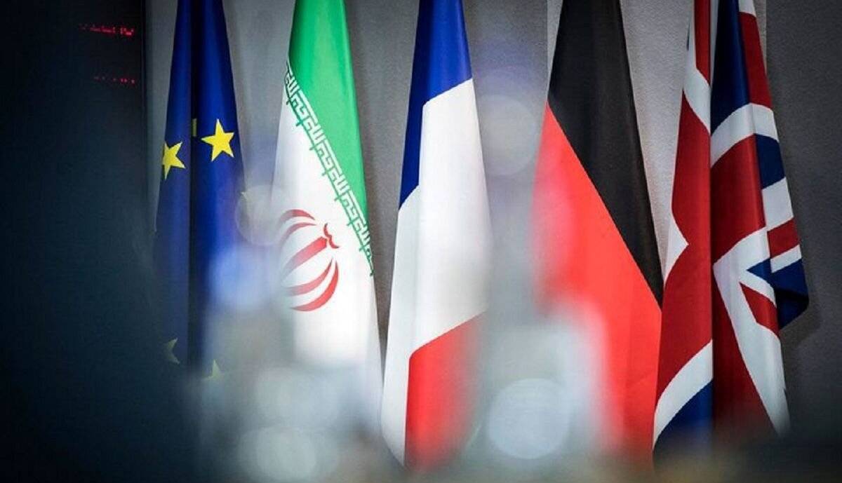 کیهان: مکانیسم ماشه تهدیدی نخ نما برای گرفتن امتیاز است