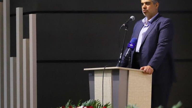 استاندار مرکزی: تمام ظرفیتهای استان برای حل مشکلات صنایع بسیج شده است
