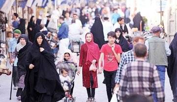 انتقاد روزنامه اصولگرا از حضور اتباع خارجی در ایران