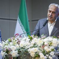 قانون تعهدات ارزی تجارت کشور را زمین‌گیر کرده است