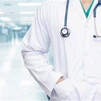 معاون وزیر: پزشکان متخصص در شهرهای کم‌جمعیت برای جبران کمبودها تقسیم می‌شوند
