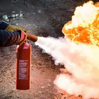 اگر موقع بنزین زدن ماشین دچار حریق شد، چه کنیم؟ 