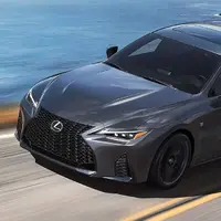 معرفی لکسوس IS500 آلتیمیت ادیشن، آخرین سدان V8 تنفس طبیعی