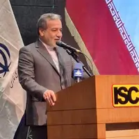 شوخی وزیر خارجه با بستنی و فالوده شیرازی؛ میخوریم اما اثر شاورما را ندارد، نگران نباشید
