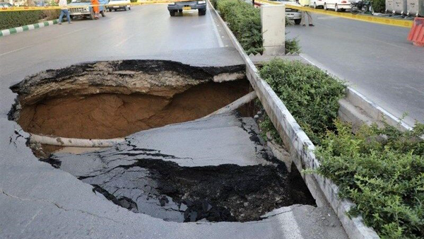 ۱۶ مخاطره جدی بیخ گوش اصفهان