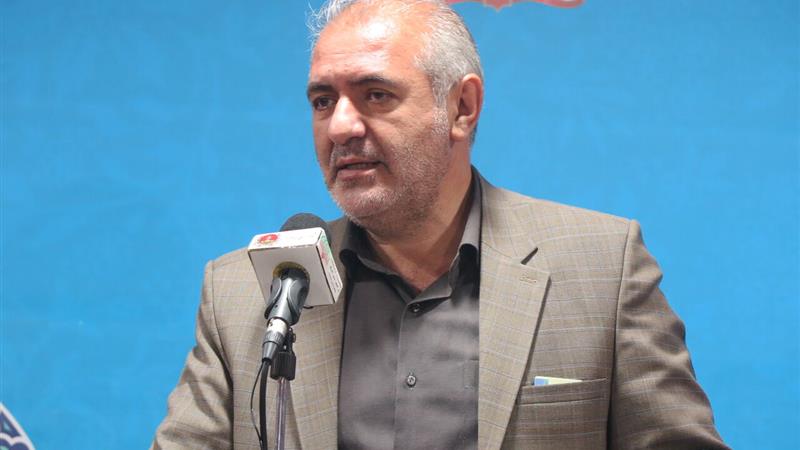 درگیری بین مامور سد معبر شهرداری بروجرد با فروشندگان سیار رخ نداده است