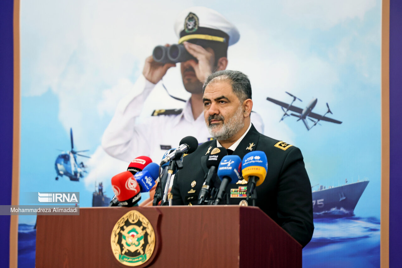 دریادار ایرانی: عنوان «حیاتی و تعیینکننده» بالاترین مدال از سوی فرماندهی کل قوا است