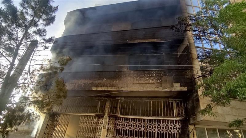 آتش سوزی یک کارگاه صنایع چوبی در شهر کرمانشاه مهار شد