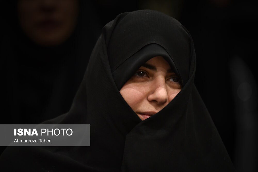 اجتماع بانوان به مناسبت سالگرد شهادت شهدای خدمت در اصفهان