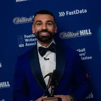 محمد صلاح بهترین بازیکن فصل لیگ جزیره شد